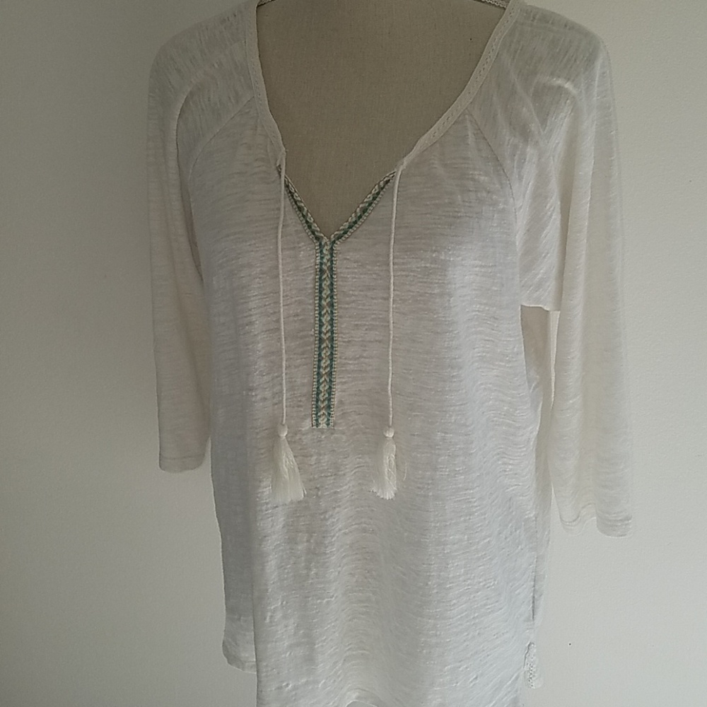 Lucy & Laurel cream bobo top